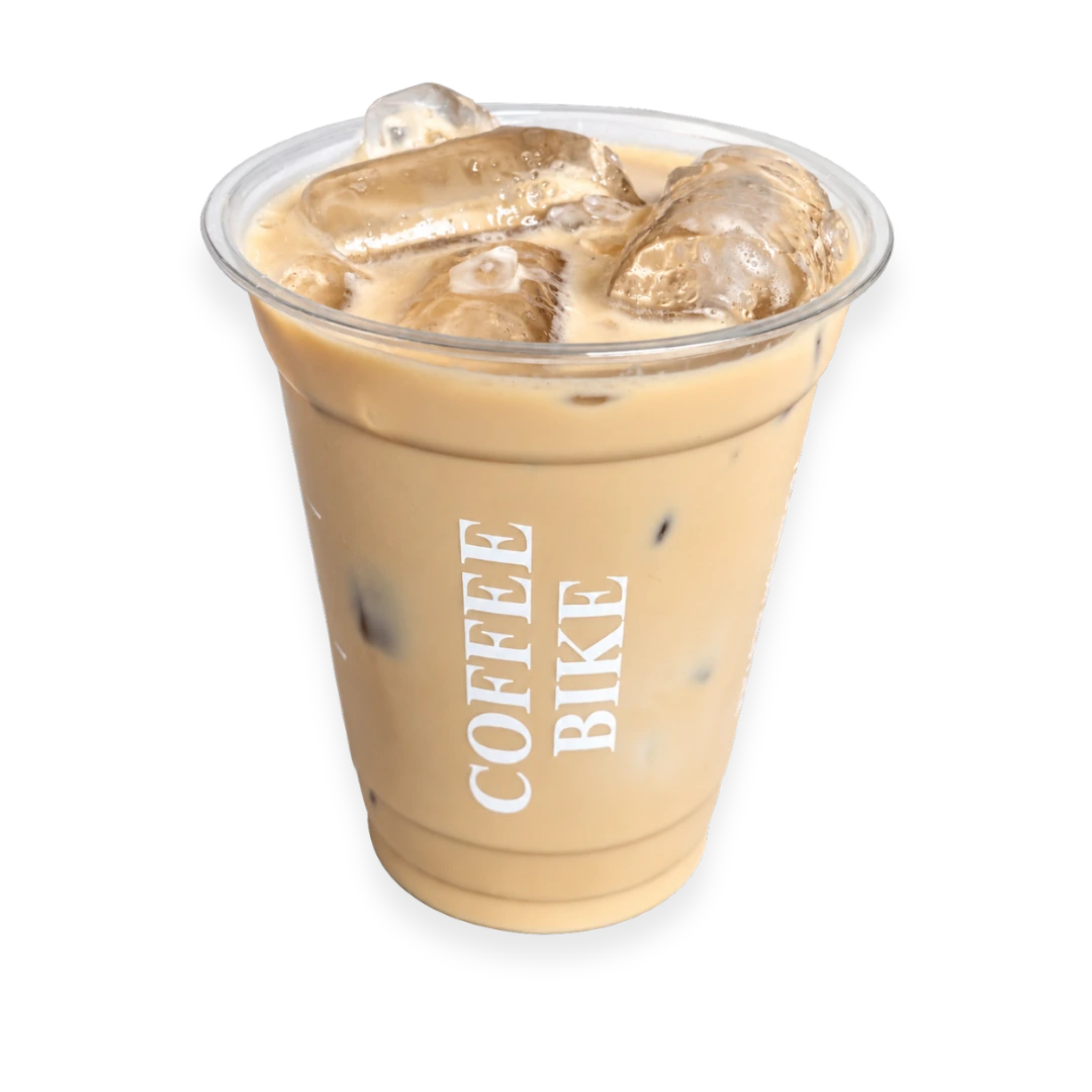 Es kopi susu Coffee Bike dalam gelas berlogo